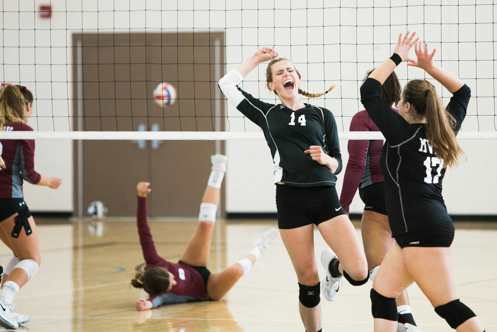 High School Volleyball Sees Eldon Mustangs Heading To State Final Four Tomorrow