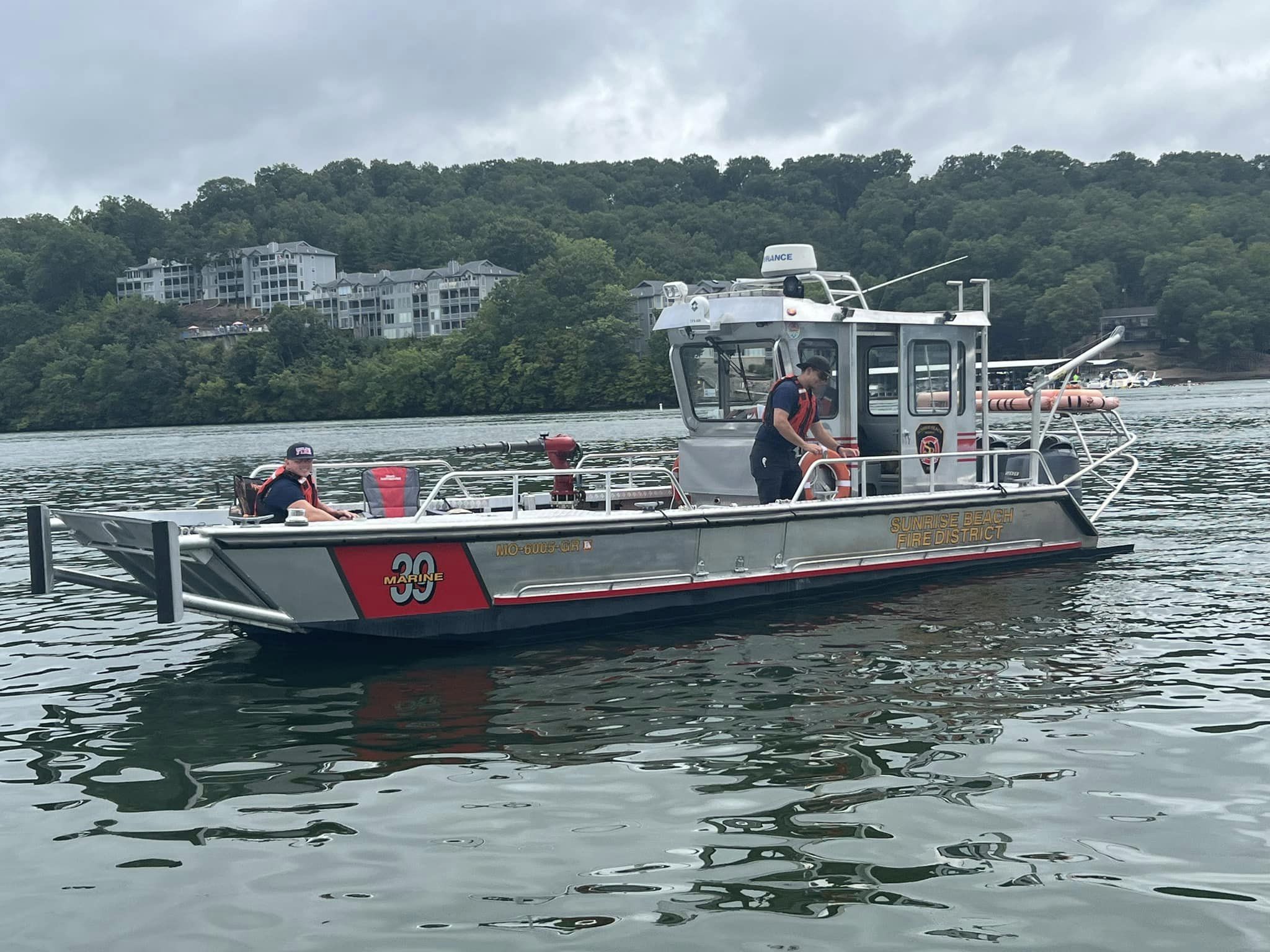 Woman Seriously Hurt After Being Hit by Boat Propeller – News/ Talk KRMS